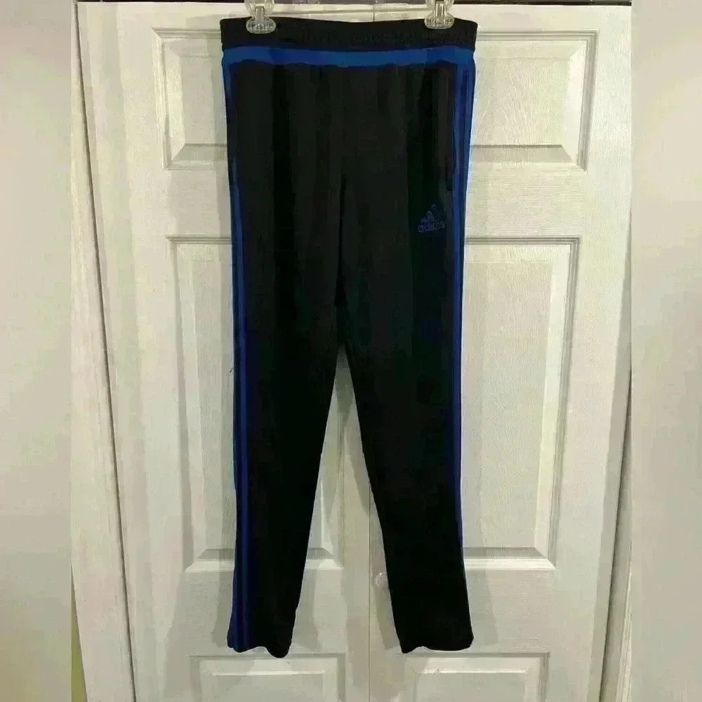 Adidas sweatpants size Medium